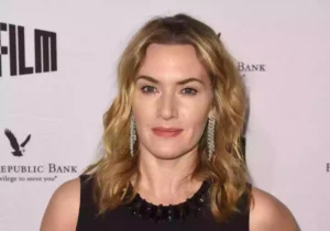 Kate Winslet as Ronal